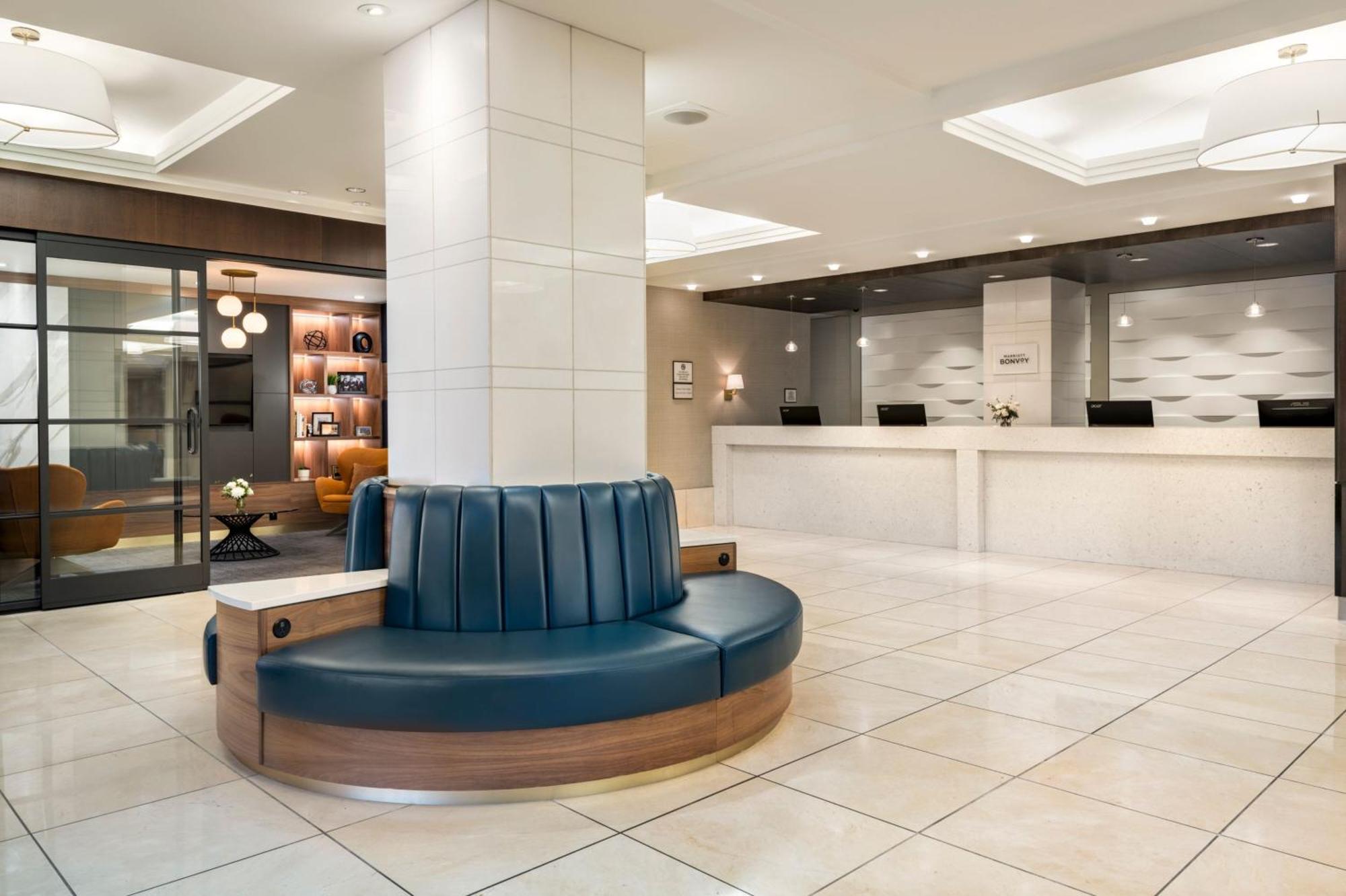 Sheraton Cavalier Saskatoon Hotel Exteriör bild