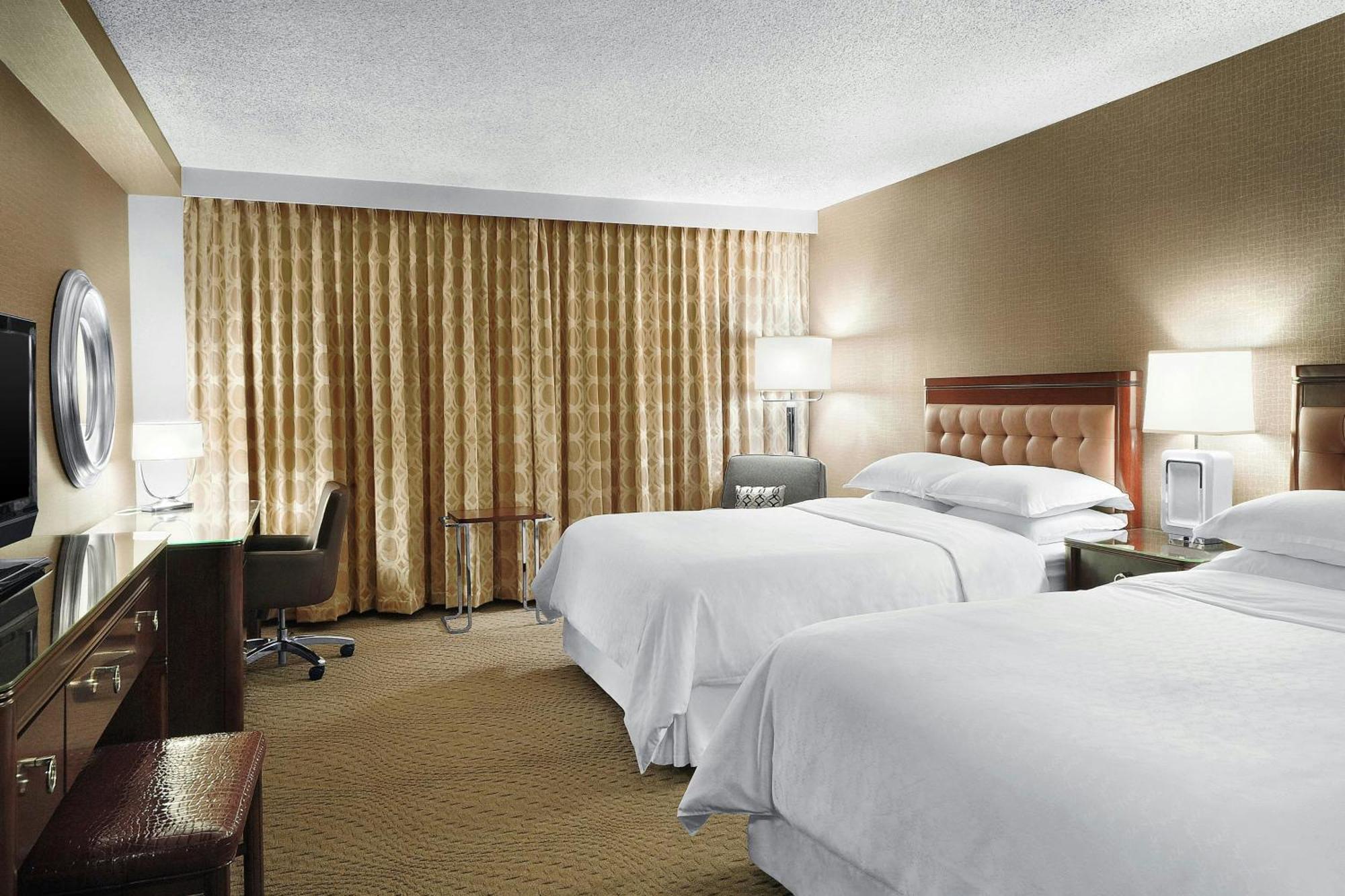 Sheraton Cavalier Saskatoon Hotel Exteriör bild